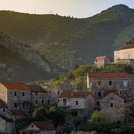 Heritage Apartments Kyra & Fox In Pitve, Hvar Luaran gambar