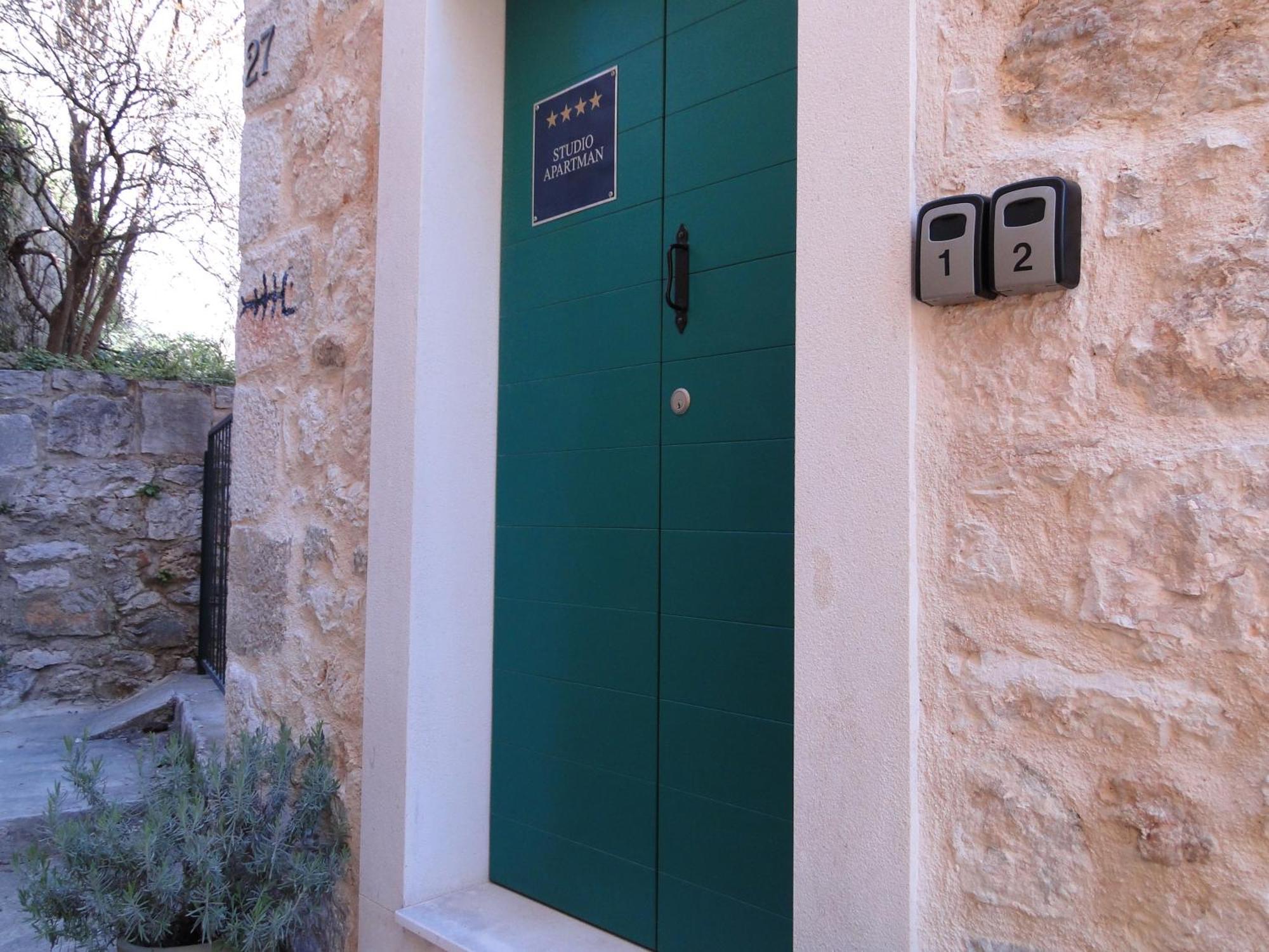 Heritage Apartments Kyra & Fox In Pitve, Hvar Luaran gambar
